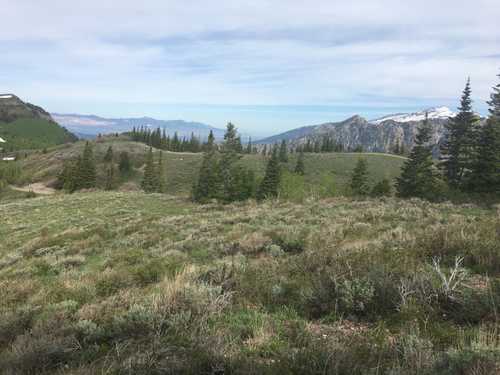 The view north from the northwest shoulder of Timp